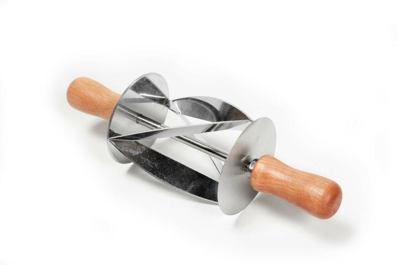 Croissant Skærer – Ideel til Pølsehorn og Bagværk!