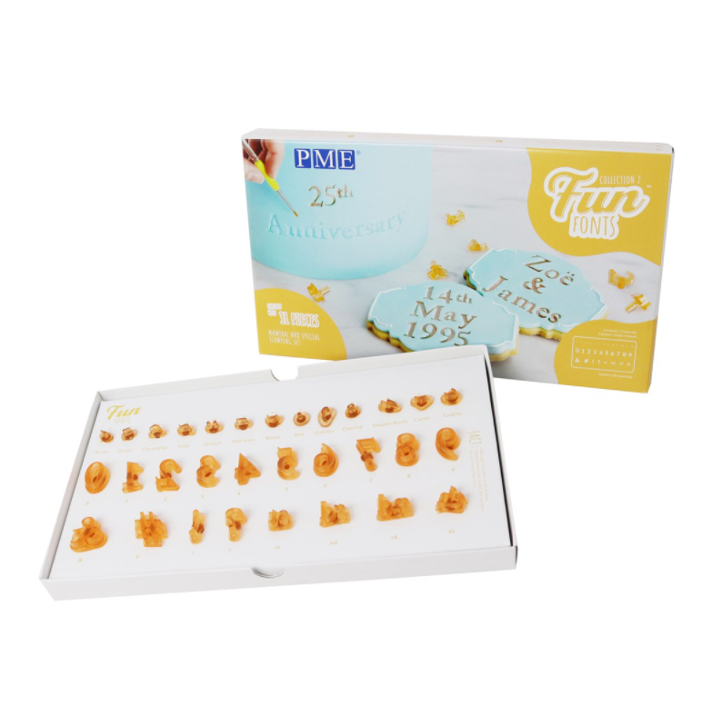 Personlige Kageudstikkere med Bogstaver fra PME Nr. 2